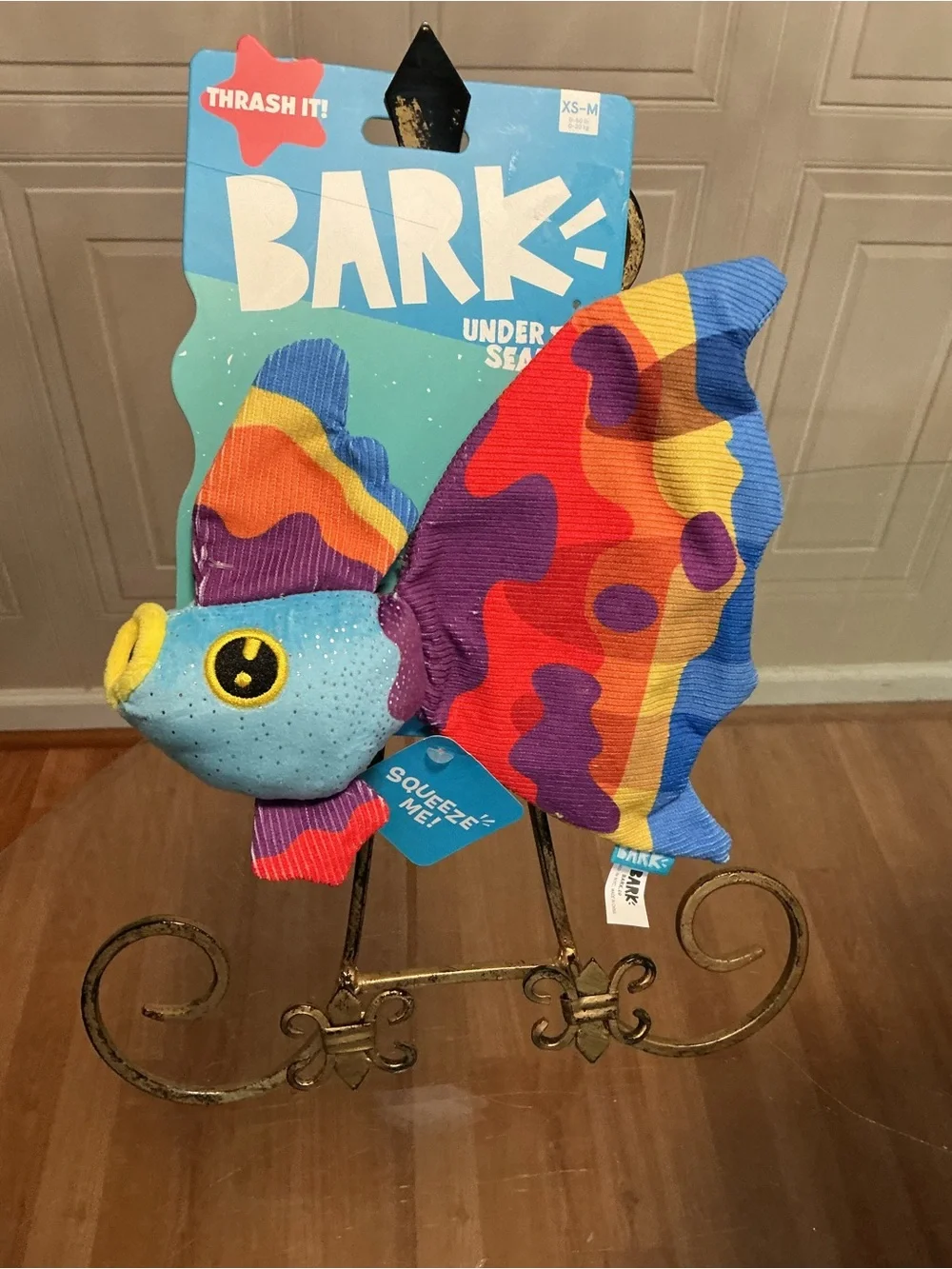 NEW Bark Under The Seams Thrash It Squeeze Me Fish Dog Toy 9” Clinker & Squeaker